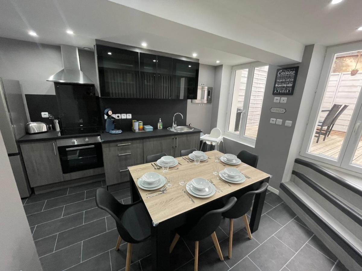 Triplex Avec Terrasse En Plein Centre Appartement *