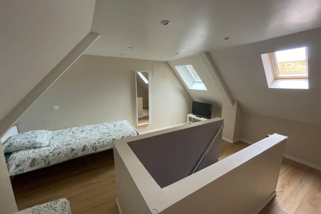 Cosy, Wifi Gratuit,5 Min De La Gare Appartement *